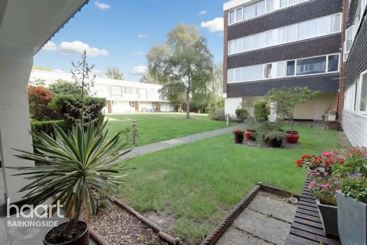 The Ridings, Chigwell, IG7, photo 10