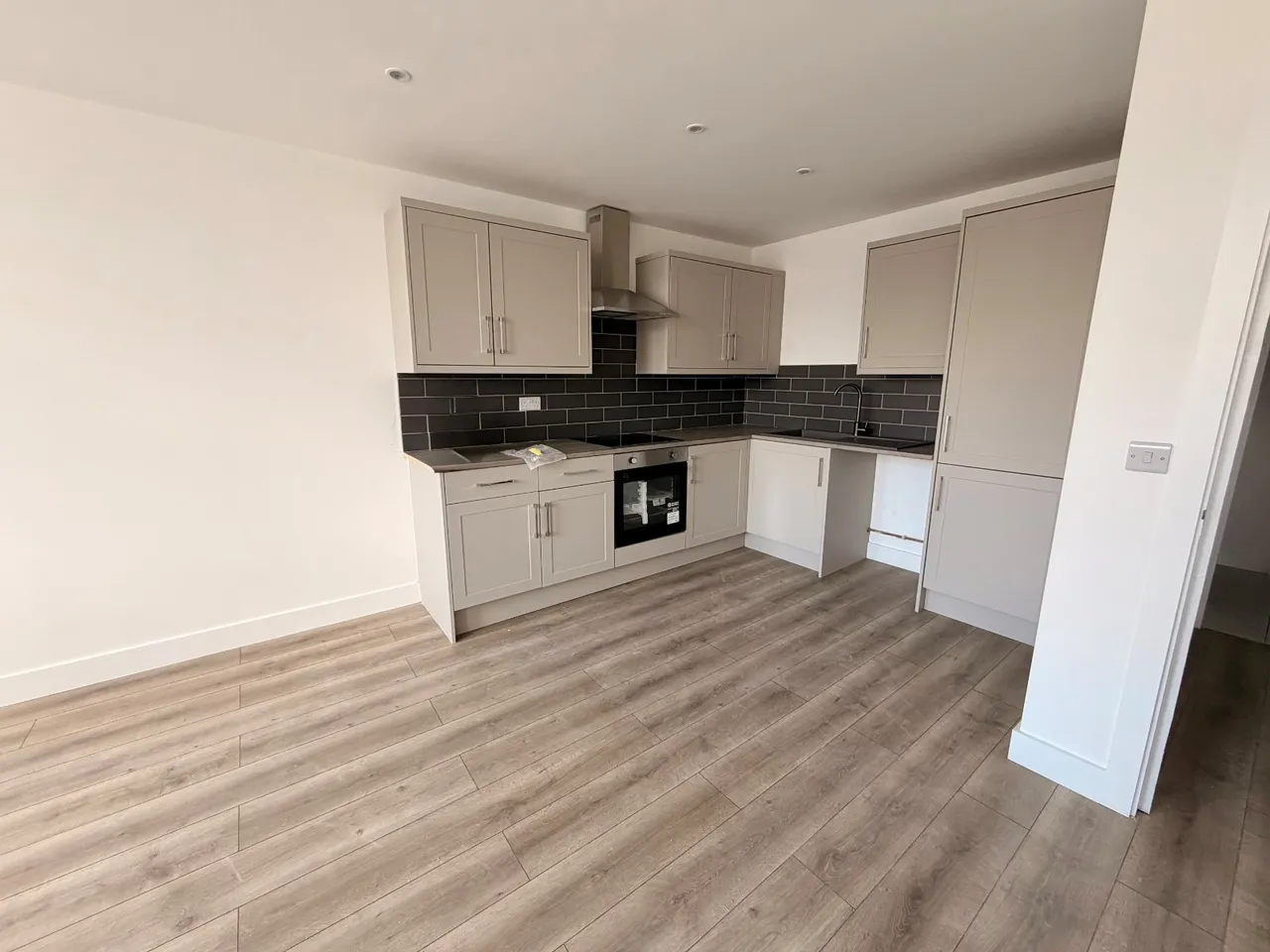 Westgate, Rotherham, S60, photo 2