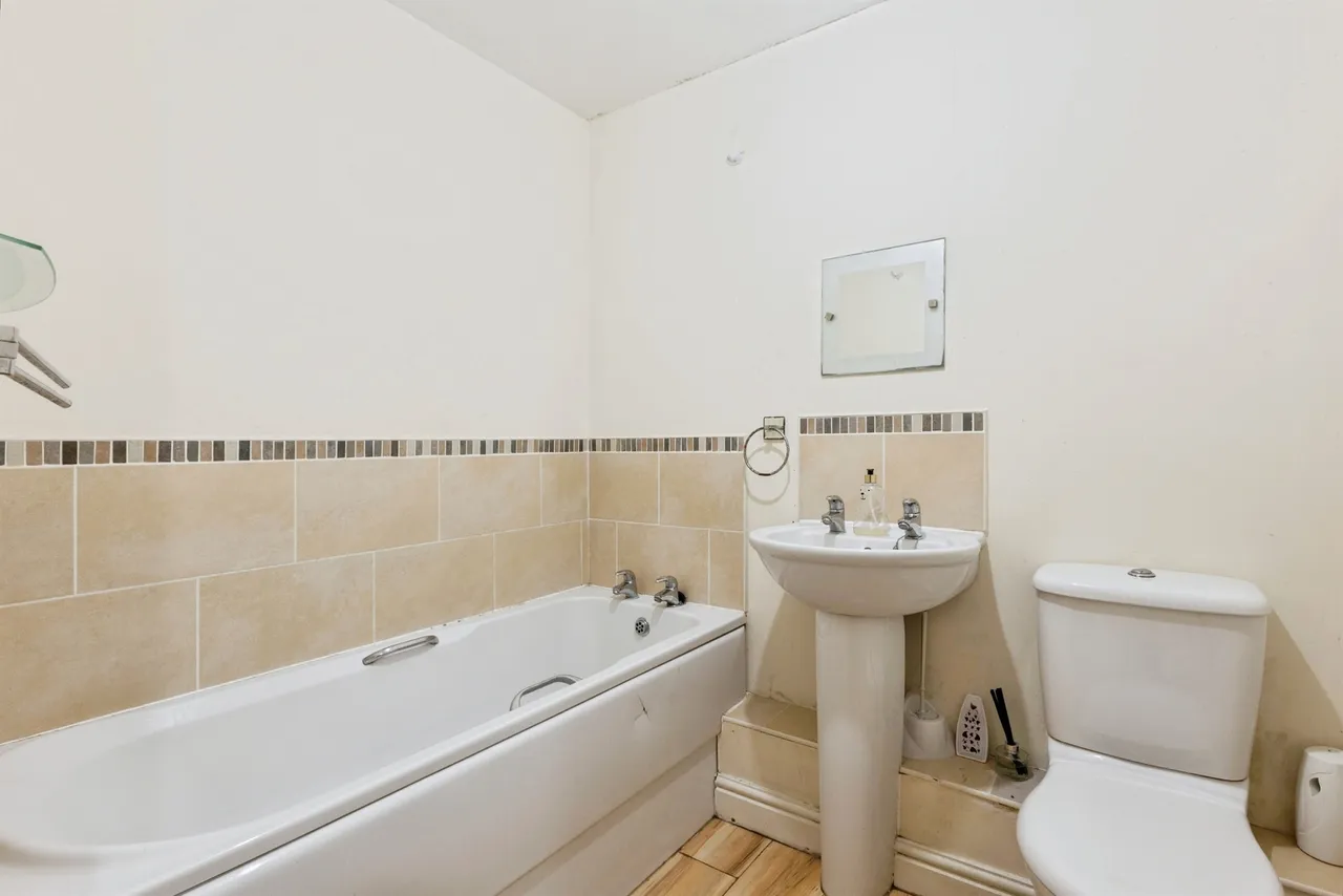 Sarah West Close, Norwich, photo 5