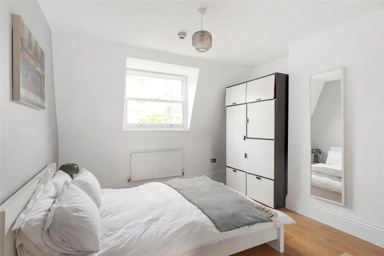 2 bed flat for sale — Kennington Park Road, London, SE11