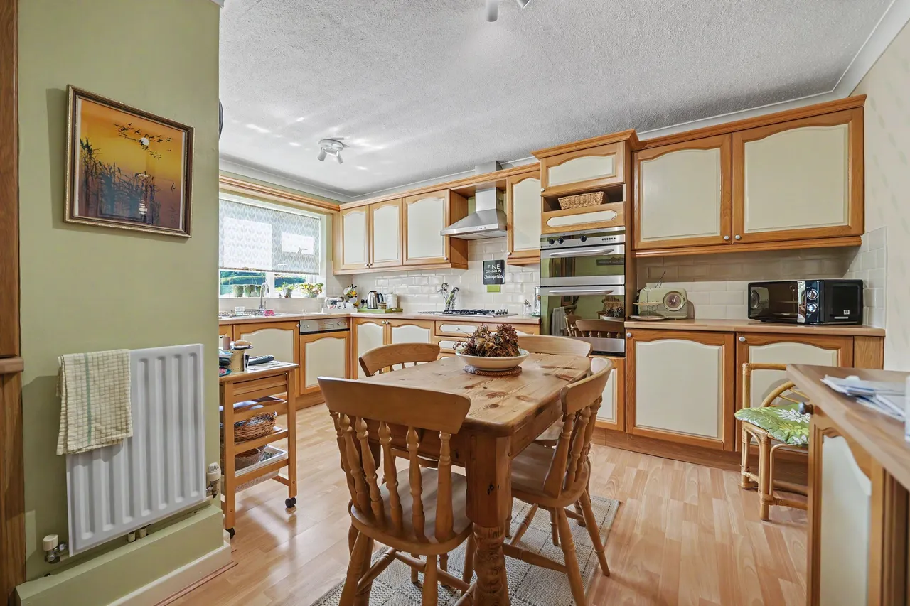 Wych Elm Close, Great Glen, LE8, photo 14