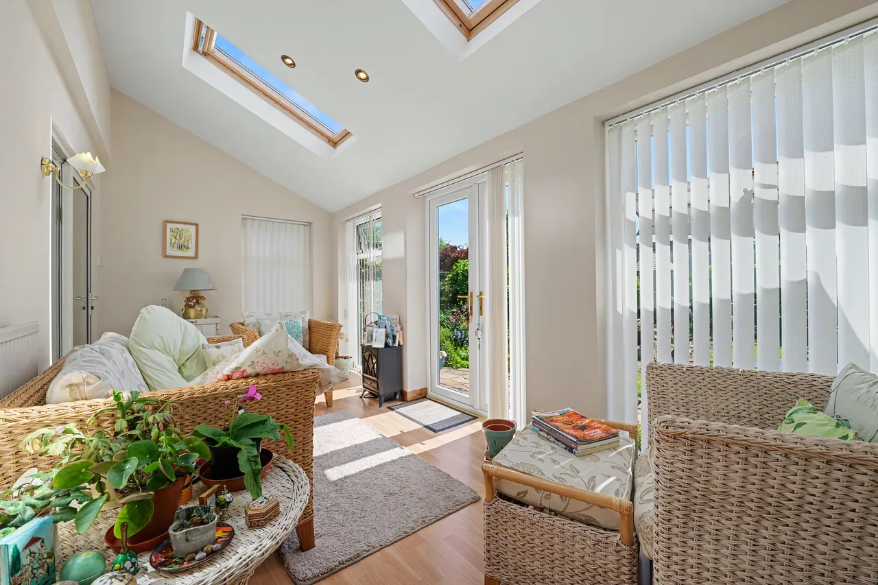 Wych Elm Close, Great Glen, LE8, photo 18