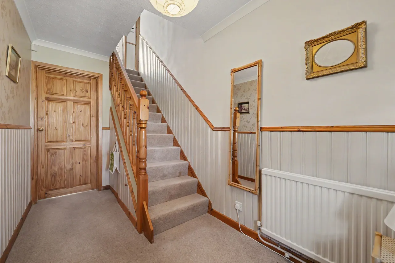 Wych Elm Close, Great Glen, LE8, photo 6