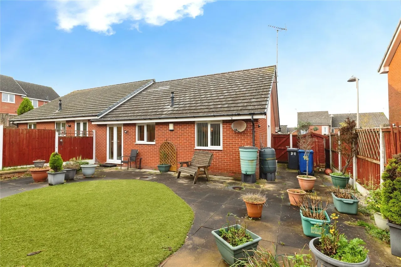 Mosley Walk, Blackburn, BB2, photo 19