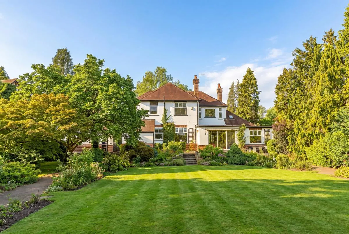 Brownhill Crescent, Rothley, LE7, photo 13