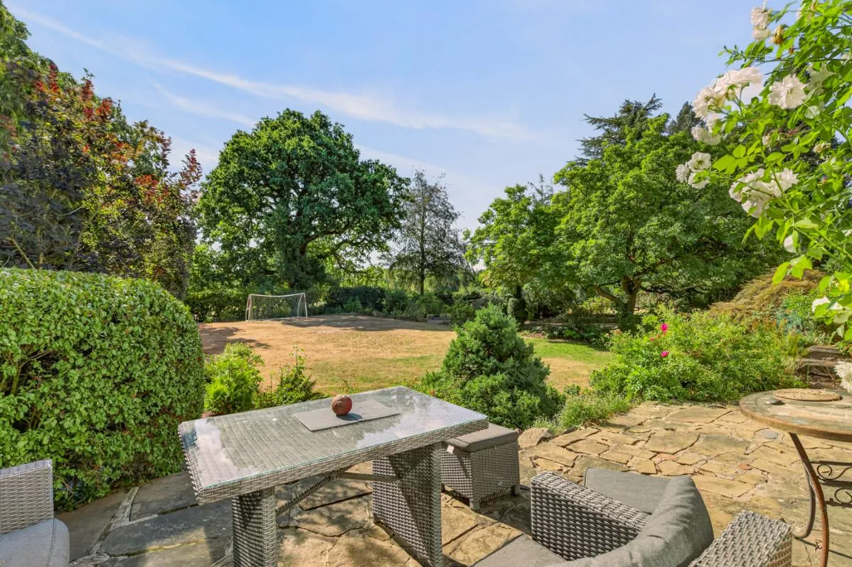 Brownhill Crescent, Rothley, LE7, photo 18