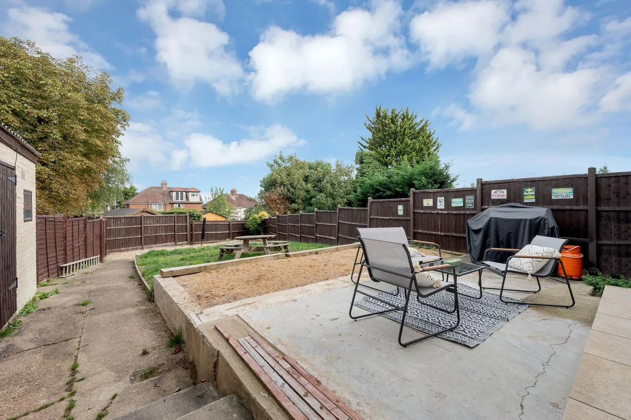 Sherwood Drive, Melton Mowbray, LE13, photo 13