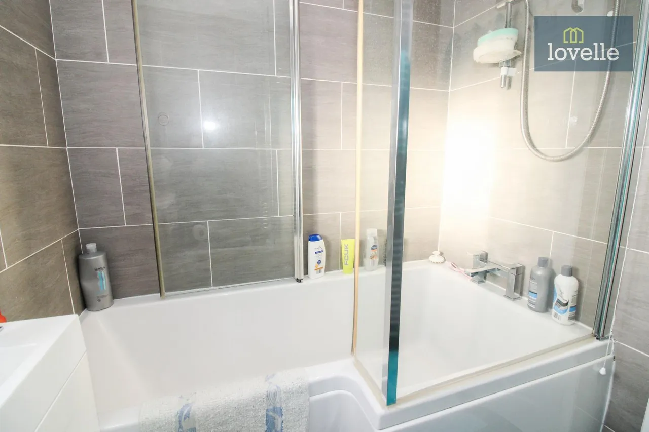 Southlands Avenue, Louth, LN11, photo 13