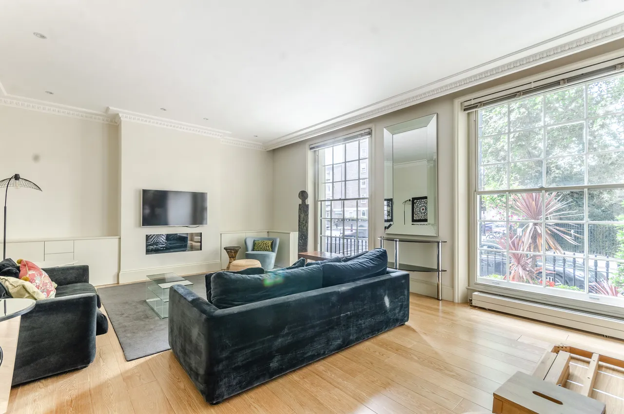 3 bed flat to rent — Flat 5, 10 Hyde Park Square, London