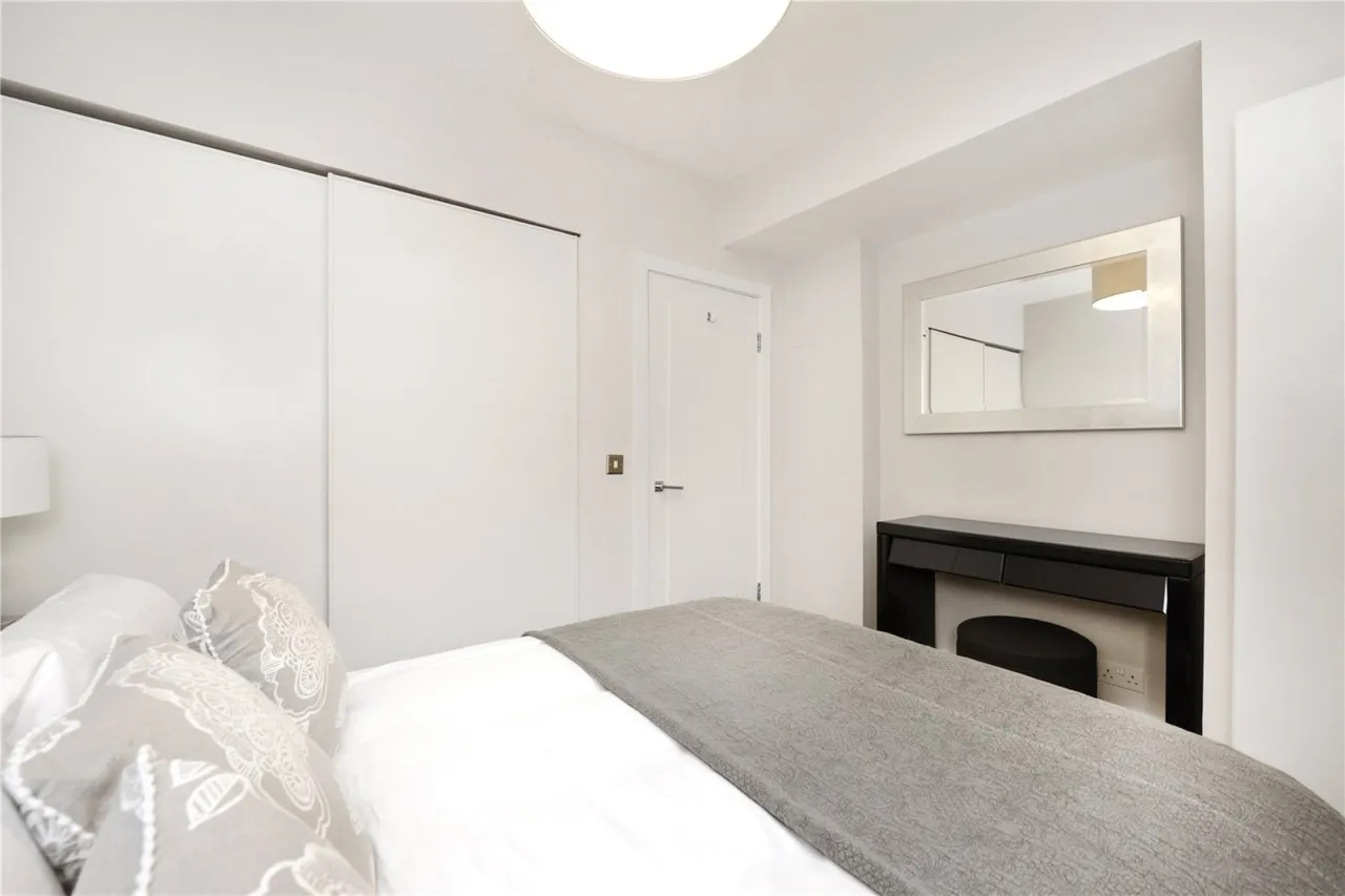 Boydell Court, St Johns Wood Park, photo 5