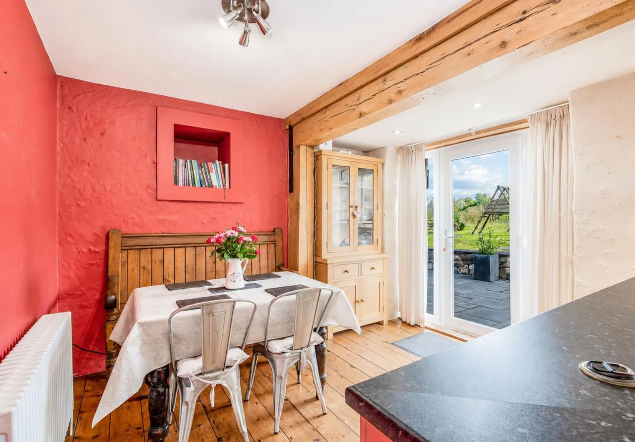 Ty'r Felin, Felingwm Uchaf, SA32, photo 17