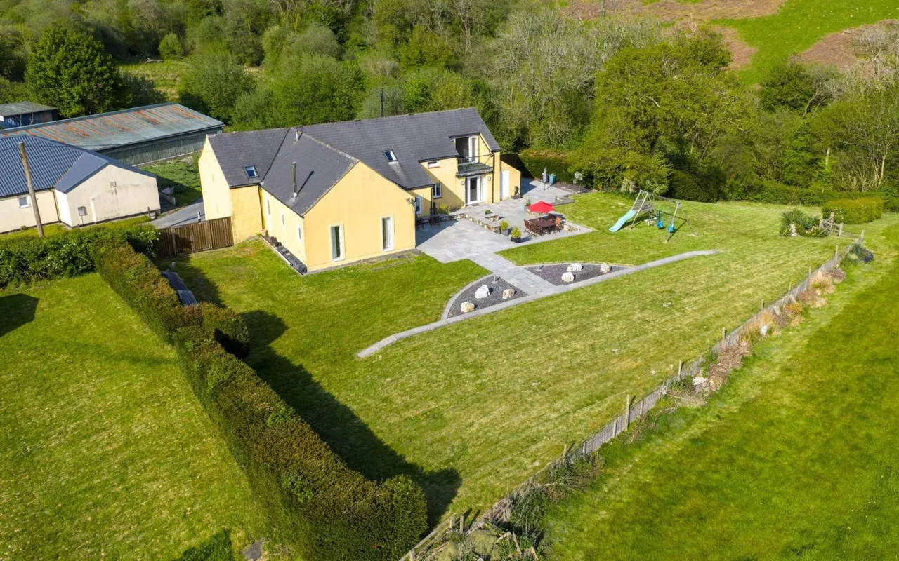 Ty'r Felin, Felingwm Uchaf, SA32, photo 5