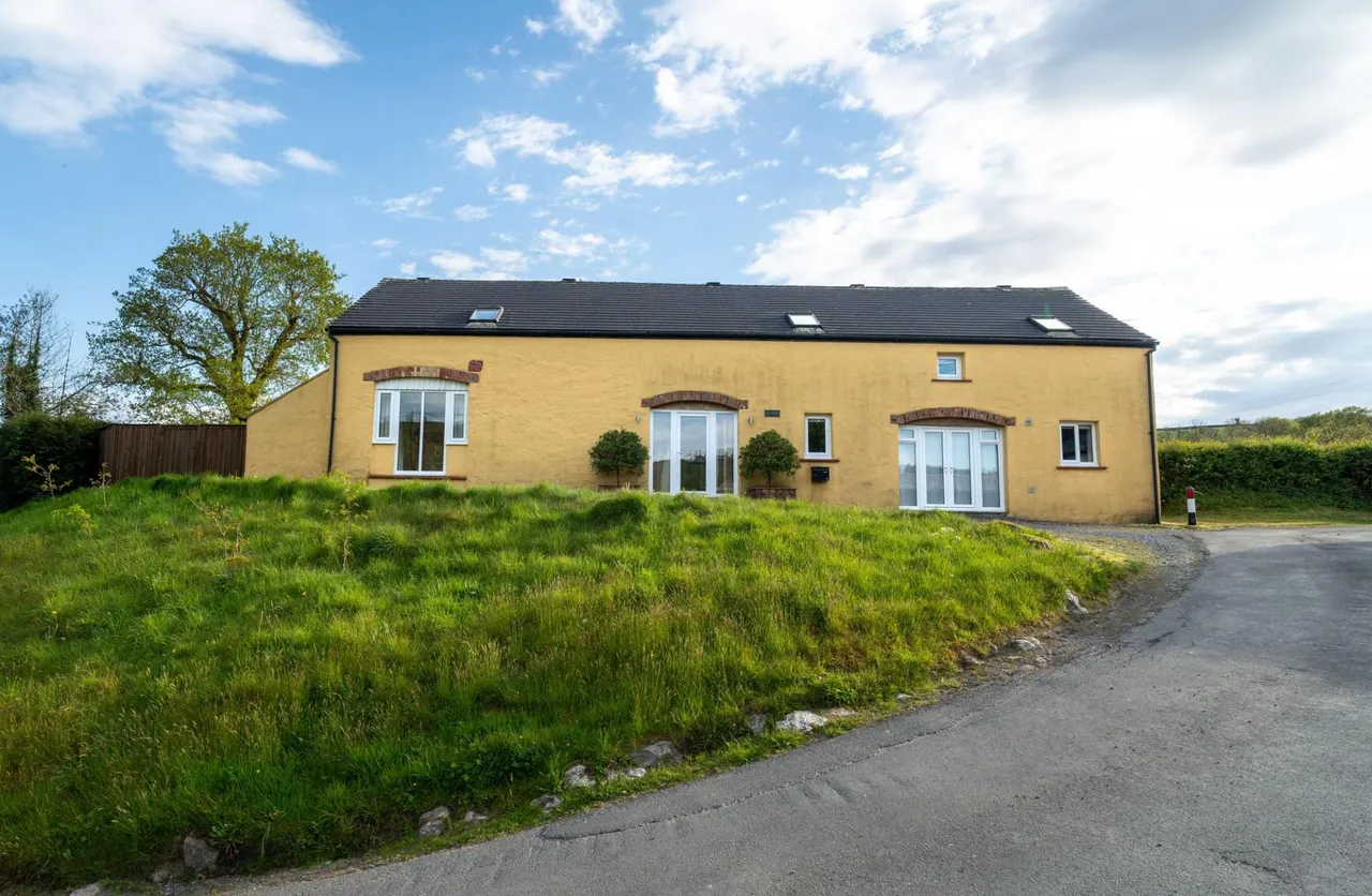 Ty'r Felin, Felingwm Uchaf, SA32, photo 6