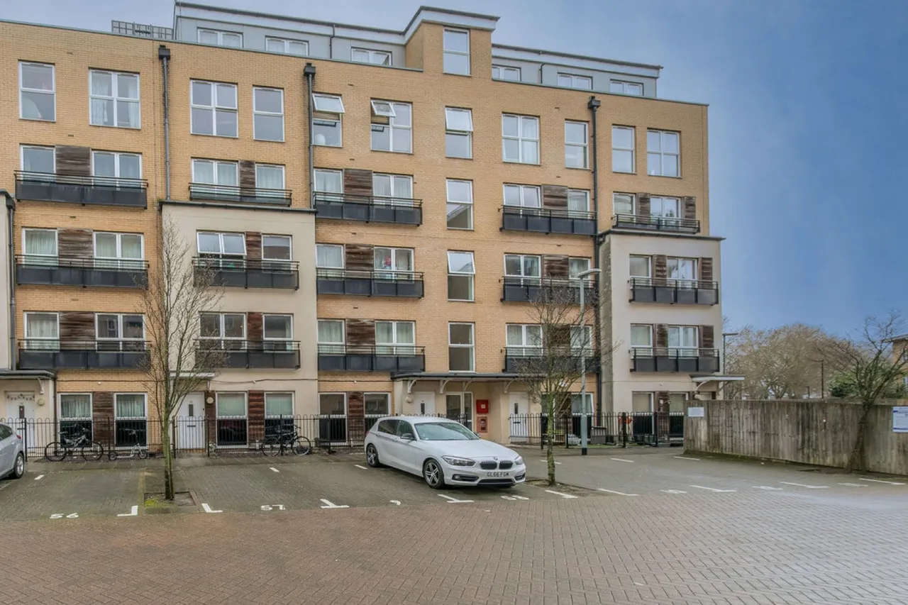 Lanadron Close, Isleworth, TW7, photo 11