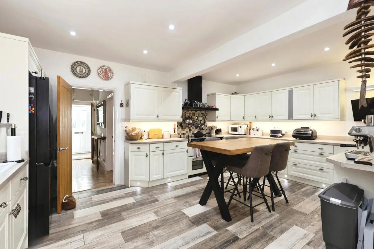 The Wheatridge, Abbeydale, Gloucester, Gloucestershire, GL4, photo 5