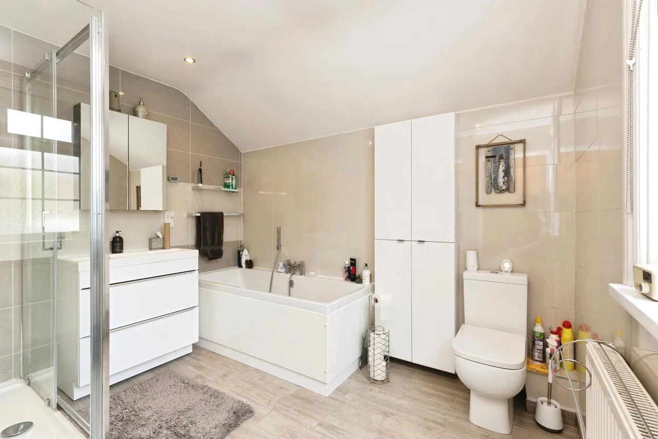 The Wheatridge, Abbeydale, Gloucester, Gloucestershire, GL4, photo 18