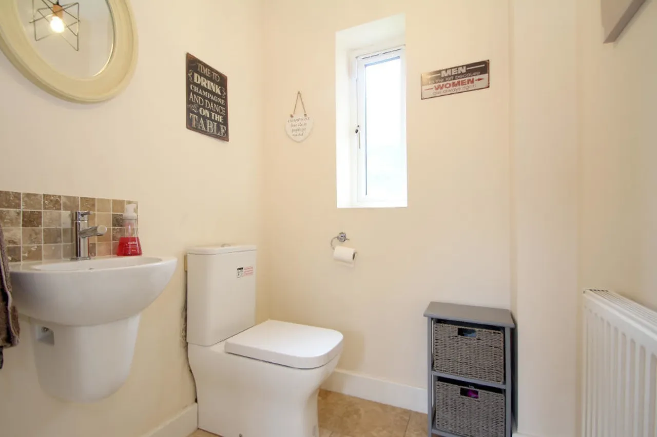 Arden Close, Balsall Common, photo 12