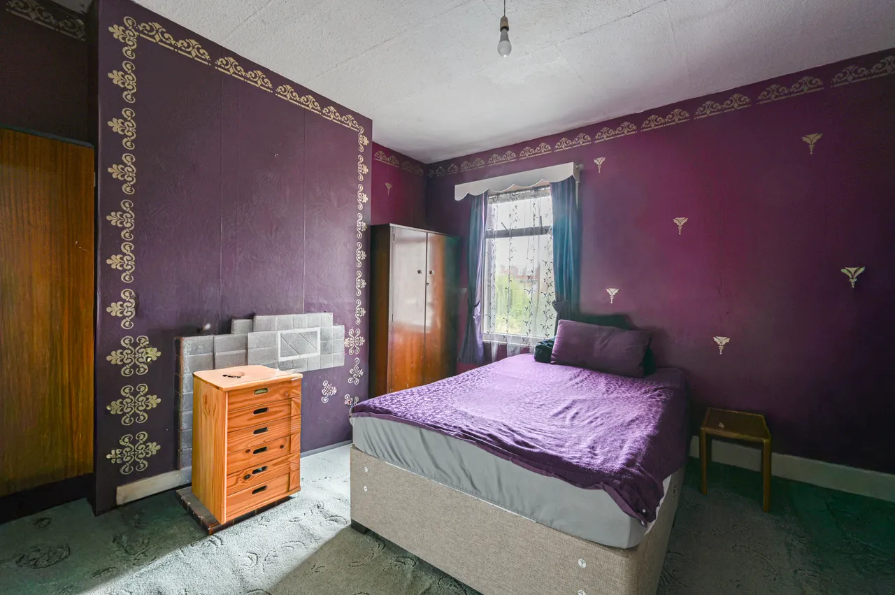 143 Longley Road, London, photo 7