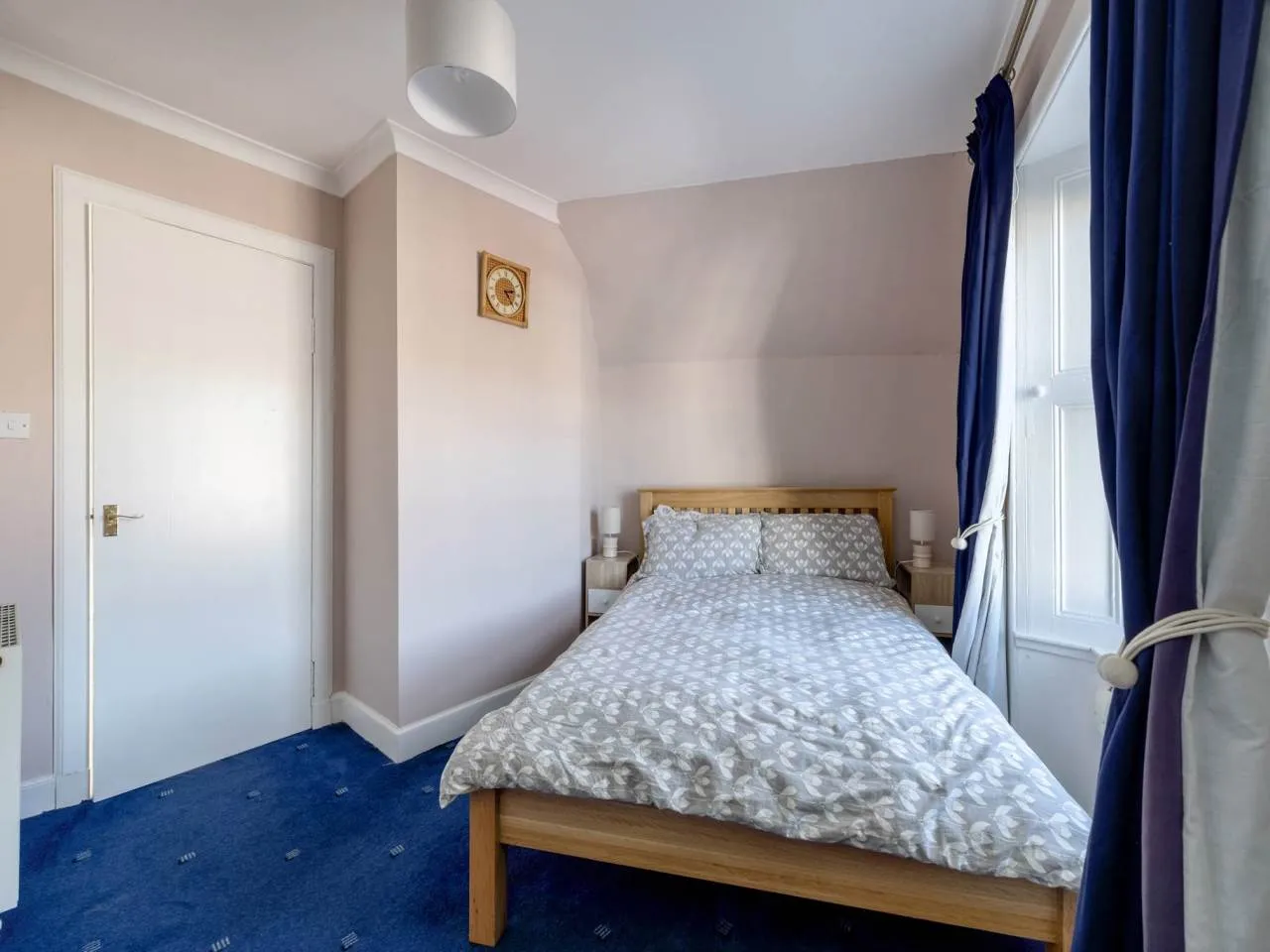 Main Street, Davidson Mains, EH4, photo 9