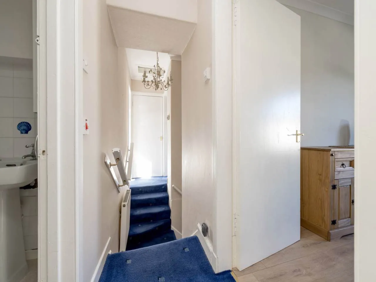 Main Street, Davidson Mains, EH4, photo 6