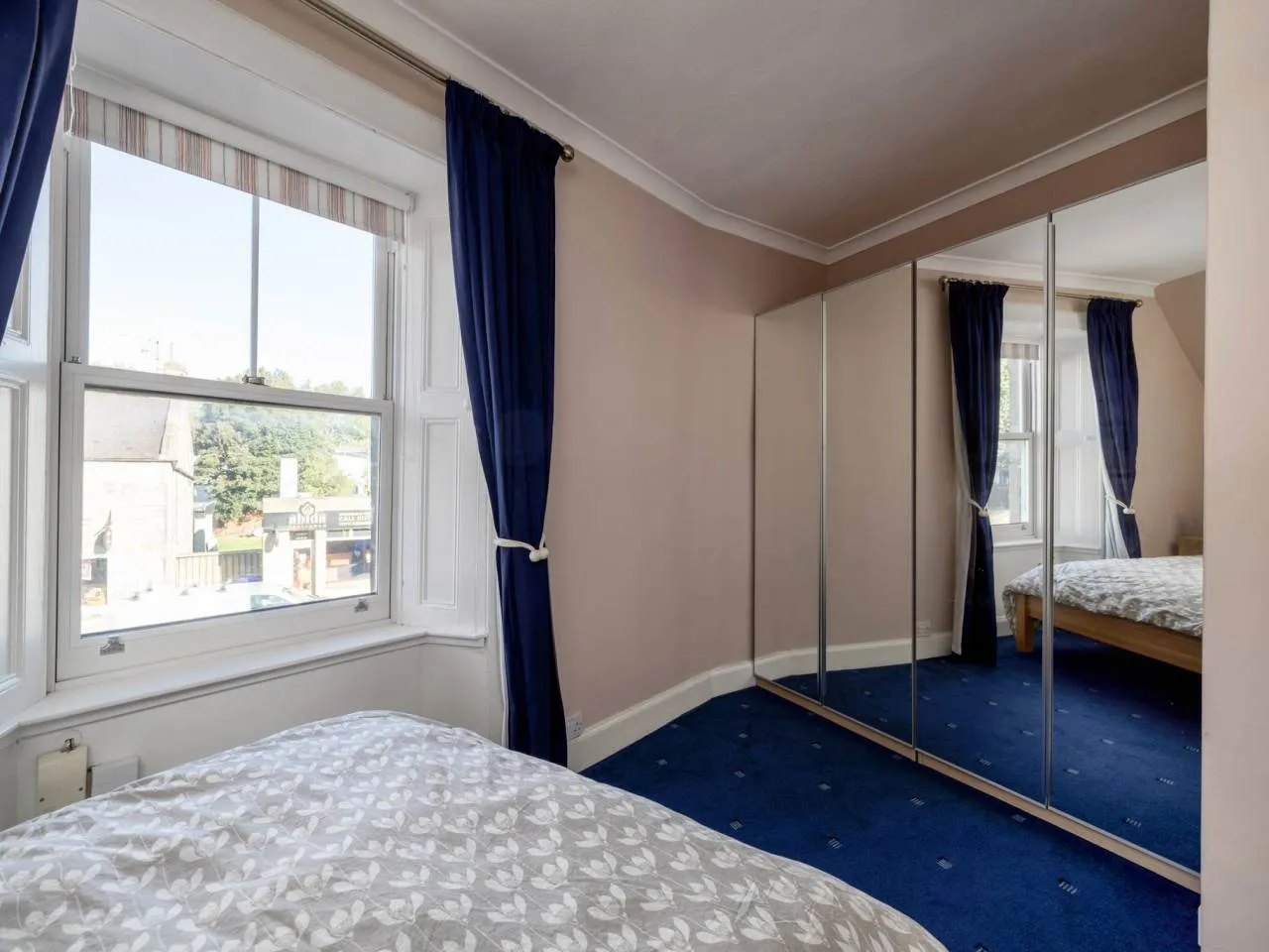 Main Street, Davidson Mains, EH4, photo 8