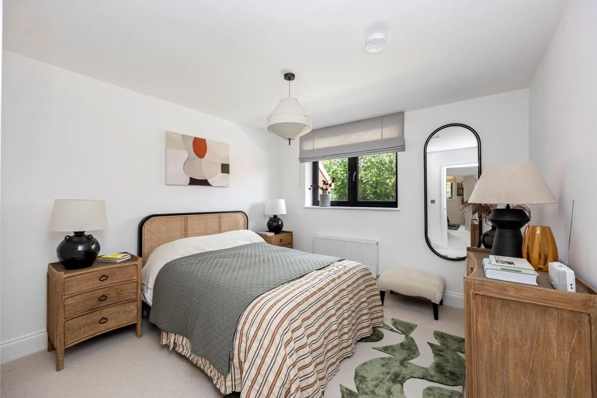 Hind Gardens, Hindhead, GU26, photo 16