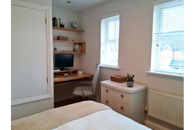Shire Place, Redhill, RH1, photo 8