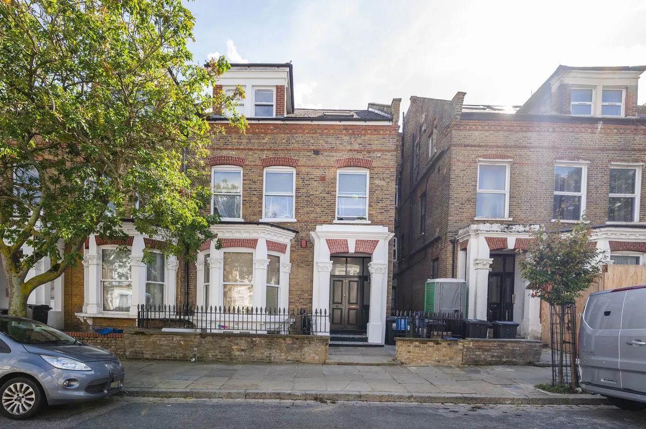 Flat 2, 60 Gloucester Drive, London, photo 8