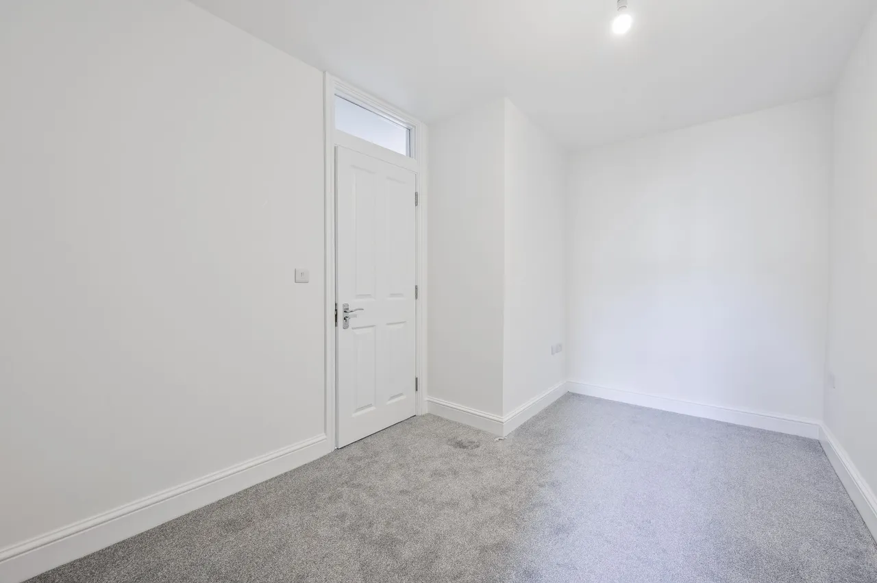 Flat 2, 60 Gloucester Drive, London, photo 9
