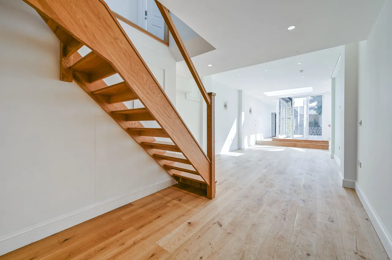 Flat 2, 60 Gloucester Drive, London, photo 10