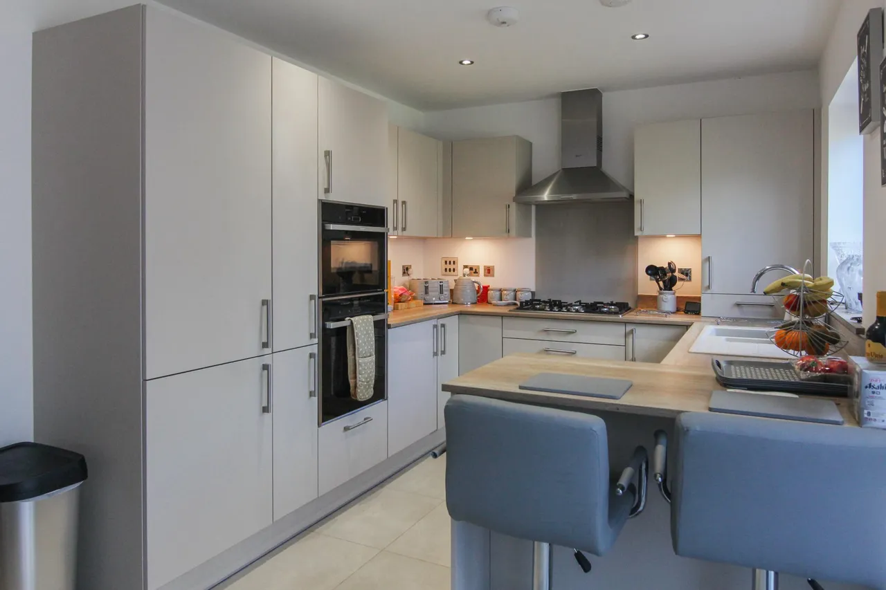 Heathpoult Road, Verwood, BH31, photo 3