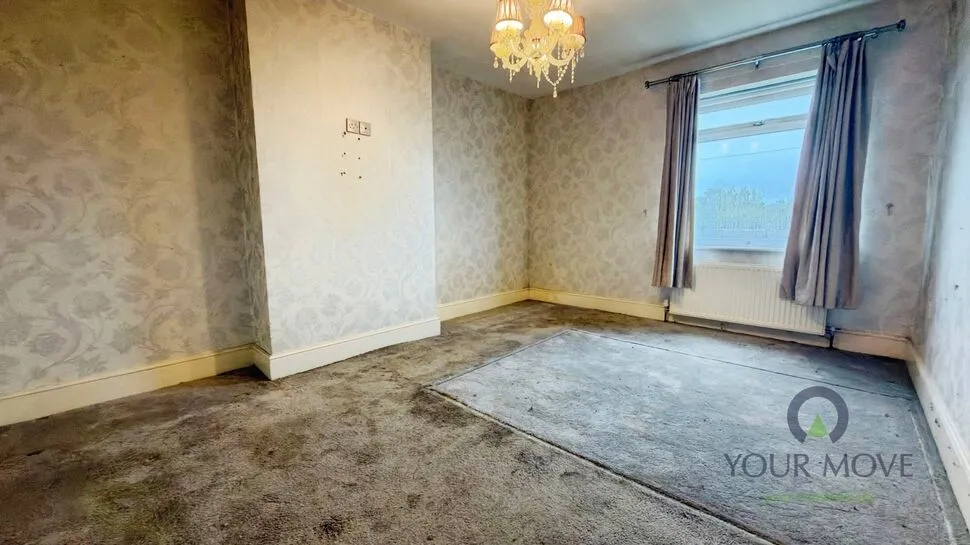 Dumfries Avenue, Denshaw, OL3, photo 4