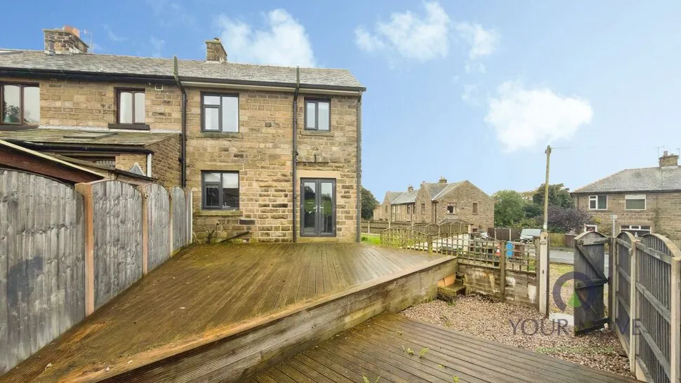 Dumfries Avenue, Denshaw, OL3, photo 8