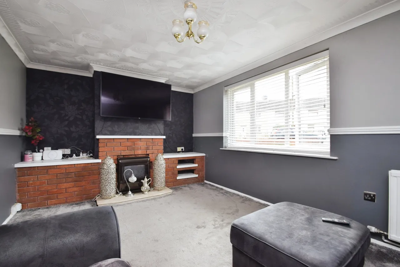Bron Gwendraeth, Kidwelly, SA17, photo 6