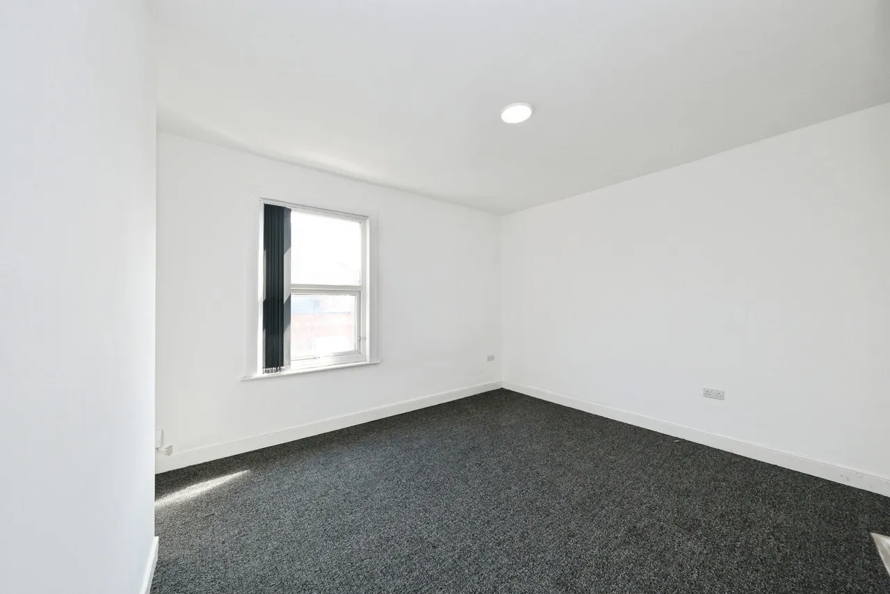 Sherbrooke Road, Nottingham, NG5, photo 12