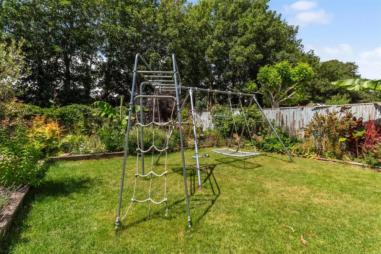 Beeches Avenue, Worthing, photo 23