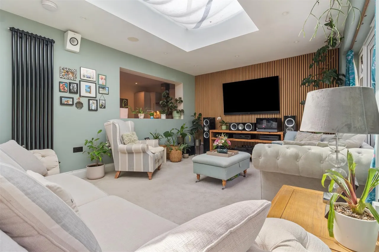 Beeches Avenue, Worthing, photo 10