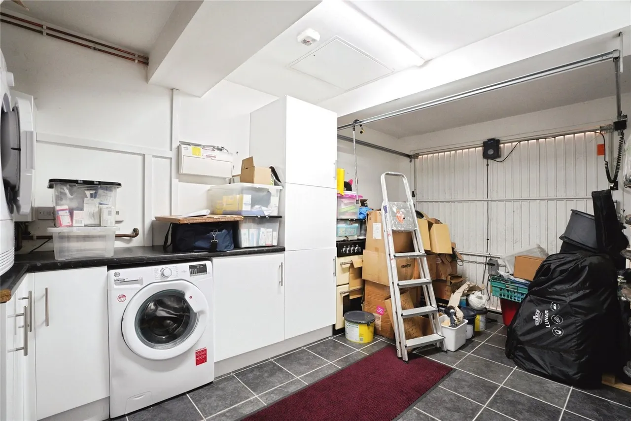 Dobsons Close, Liskeard, PL14, photo 16