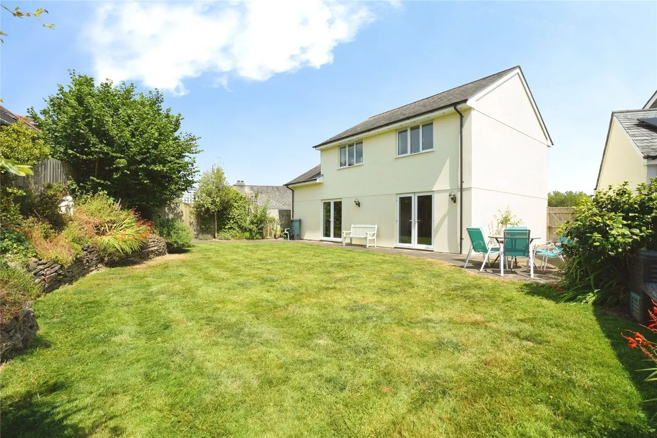 Dobsons Close, Liskeard, PL14, photo 6