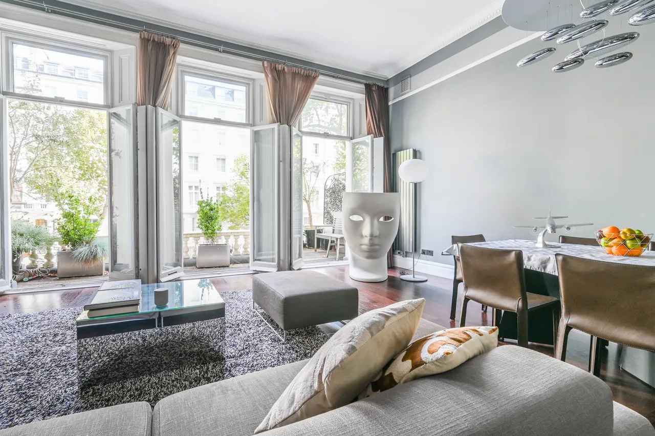 2 bed flat for sale, London, SW7