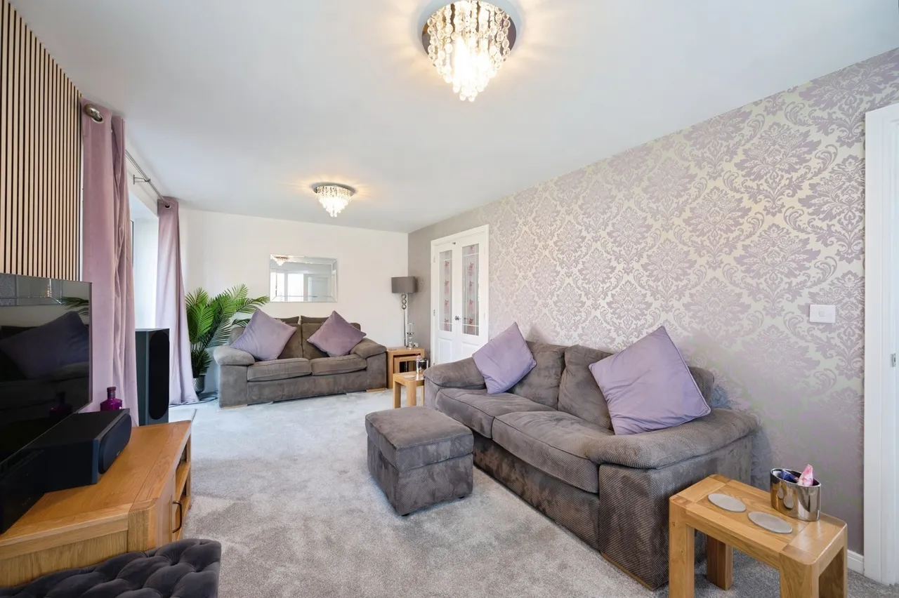 St. Benedict Road, Hayling Island, PO11, photo 15