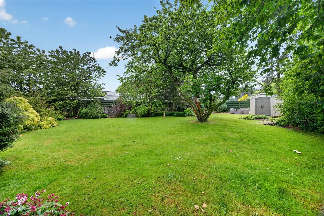 Murray Terrace, Alford, AB33, photo 26