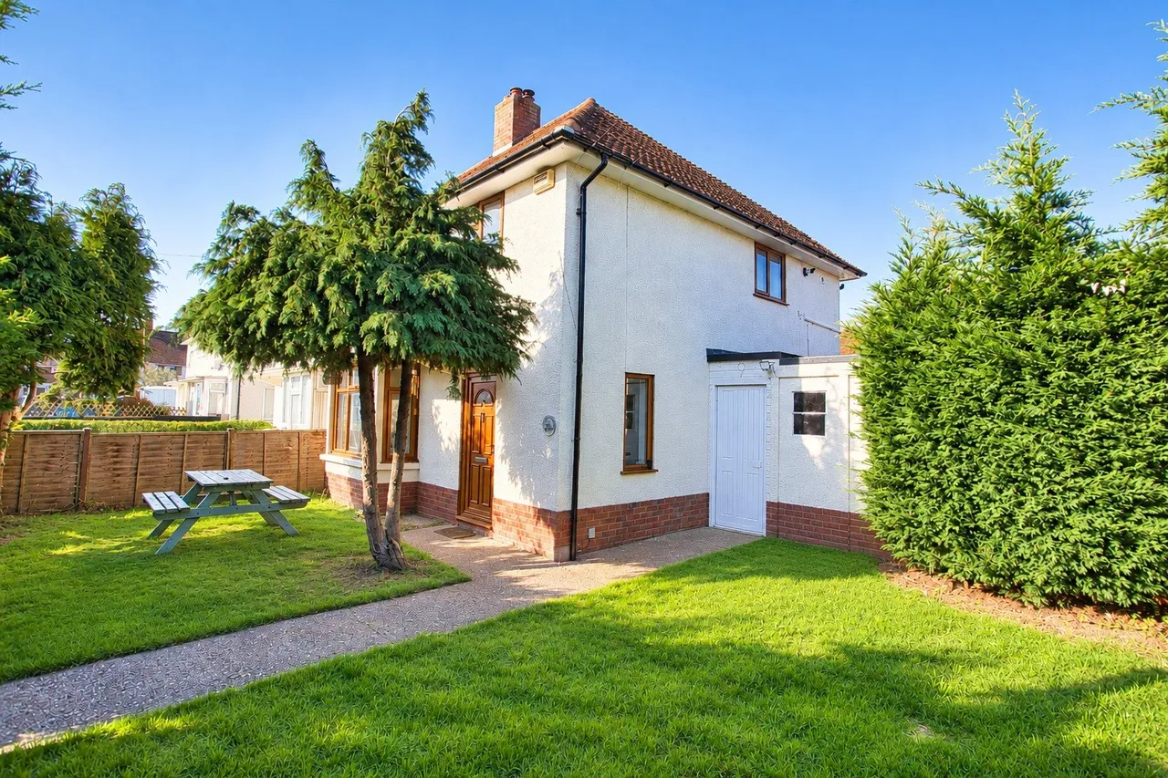 3 bed house for sale, Samian Crescent, Folkestone, CT19