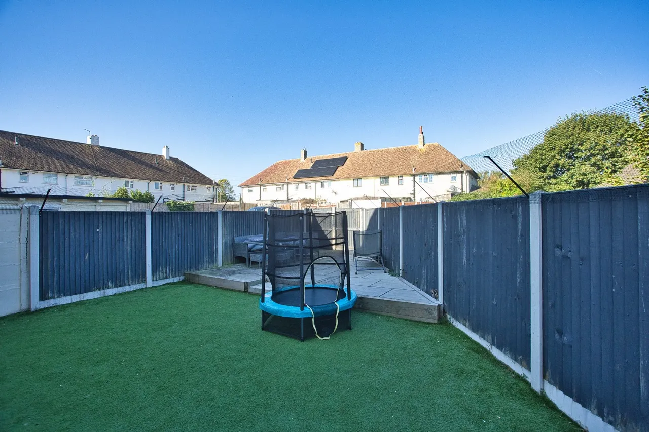 Samian Crescent, Folkestone, CT19, photo 11