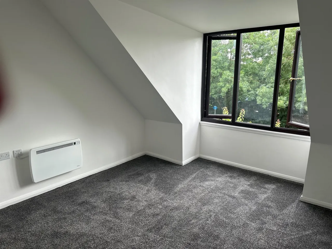 Ashley Court, Hatfield, photo 9