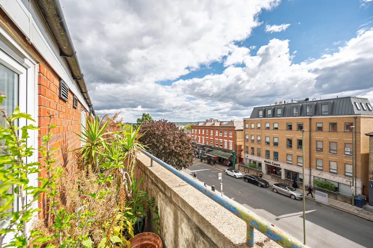 Flat 30 Thornbury, Prince of Wales Close, London, photo 7