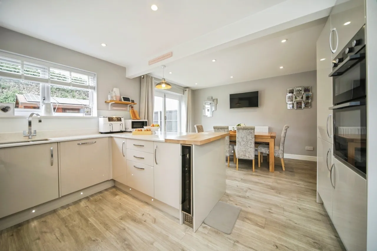 Melford Road, STOWMARKET, Suffolk, IP14, photo 2