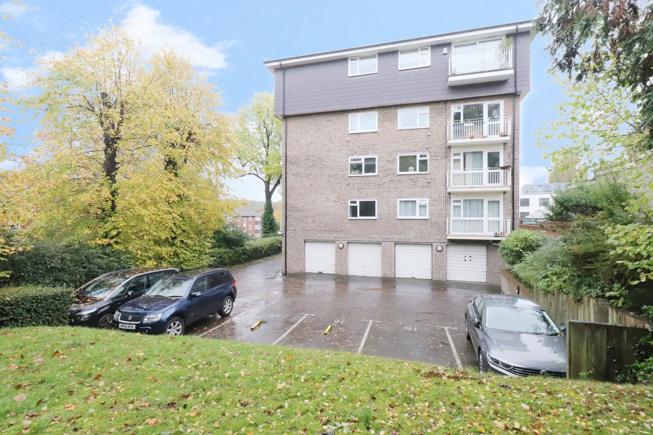 Warwick Court, 47 Park Hill Road, BR2, photo 9