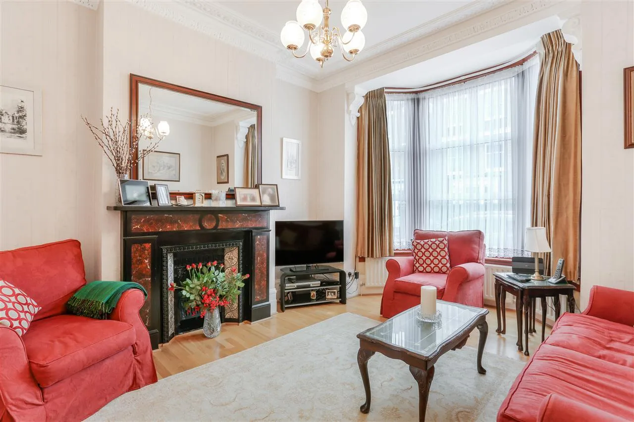 4 bed house for sale — Prospero Road, London