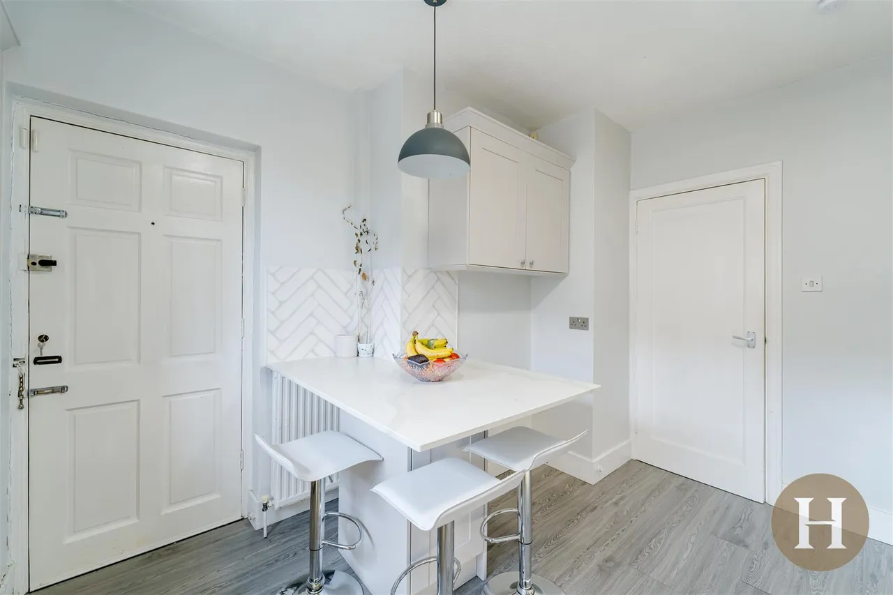 Viceroy Close, Birmingham, B5, photo 8